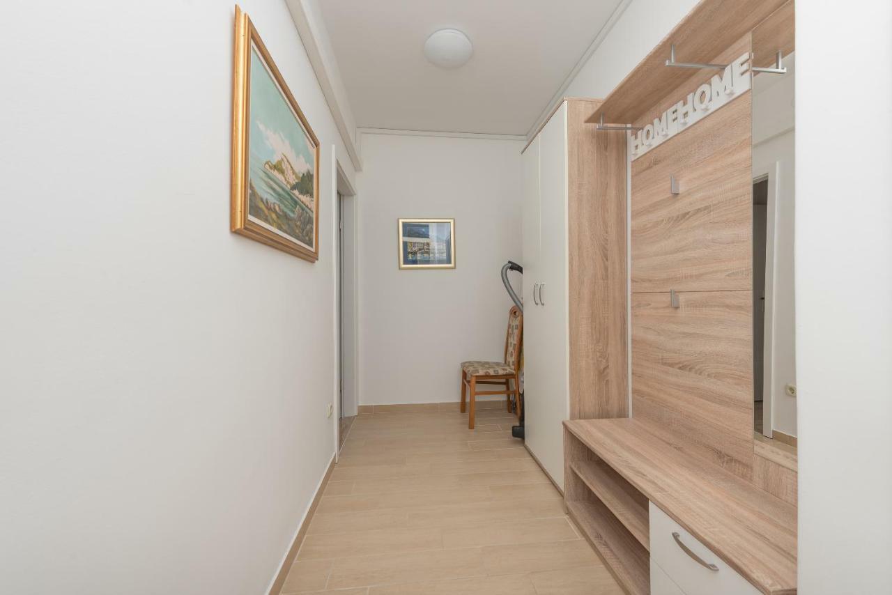 Apartmani Mona Makarska Zewnętrze zdjęcie